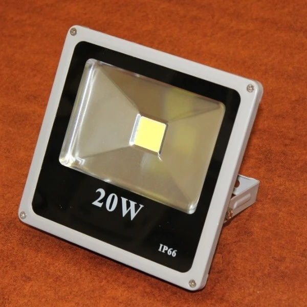 20 W időjárásálló kültéri LED reflektor zöld fénnyel - reklám táblák, kocsibejáró, üzlet-kirakat megvilágítására