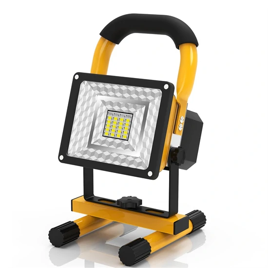100W vízálló LED reflektor - 50.000 óra üzemidővel, tölthető akkumulátorral és 2400 lumen fényerővel